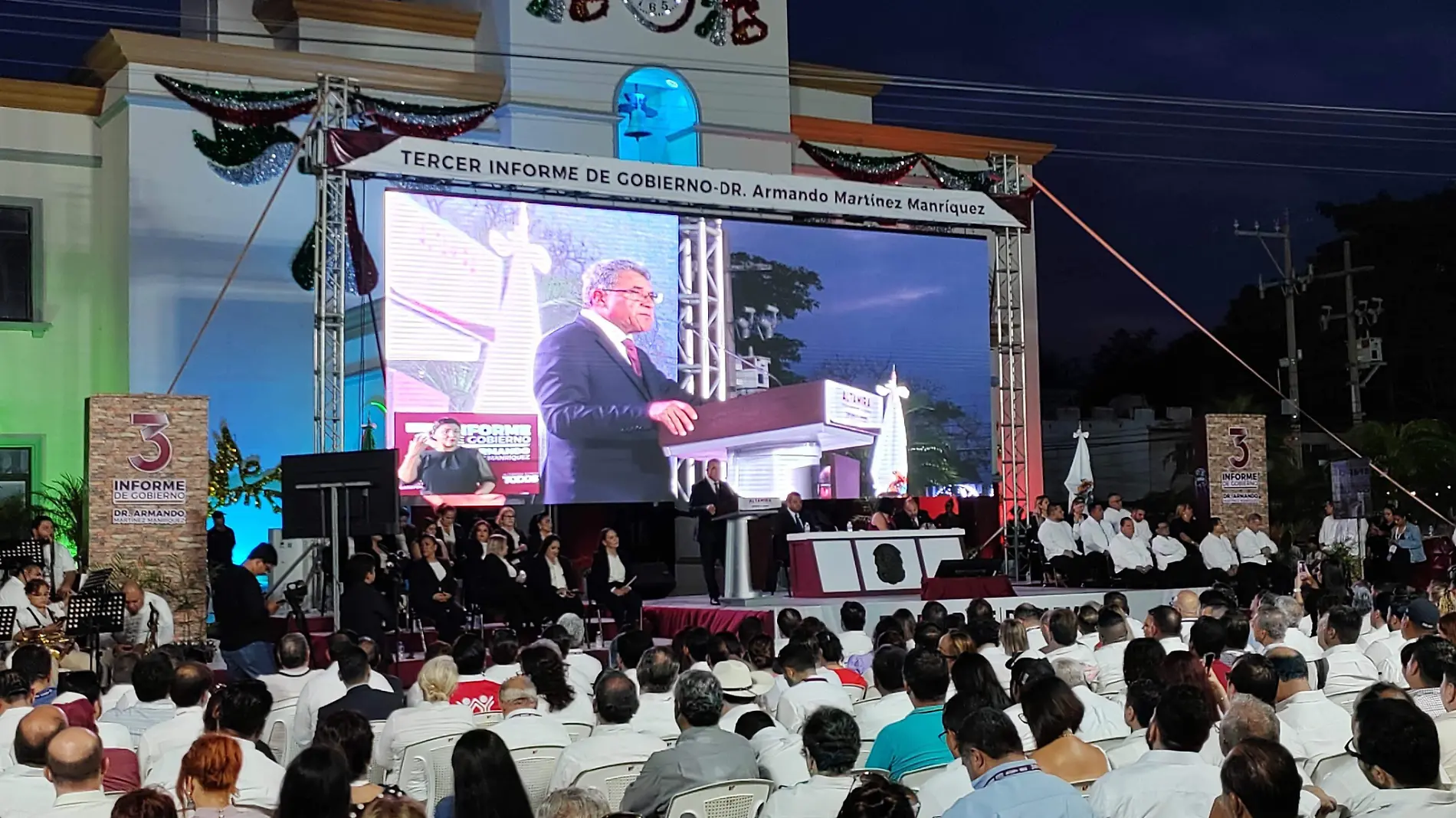 Armando Martínez rinde informe de gobierno en Altamira, Tamaulipas José Luis Tapia (2)